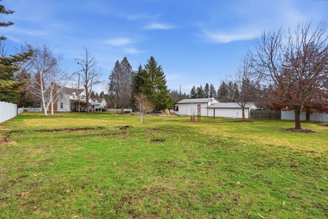 2612 S Sullivan Rd, Spokane Valley, WA 99037