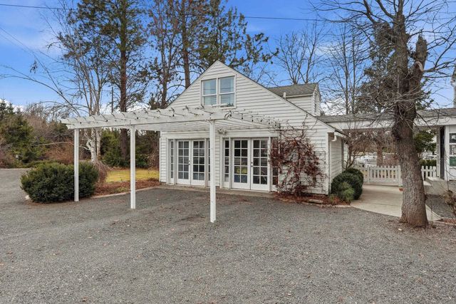 2612 S Sullivan Rd, Spokane Valley, WA 99037