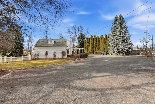 2612 S Sullivan Rd, Spokane Valley, WA 99037