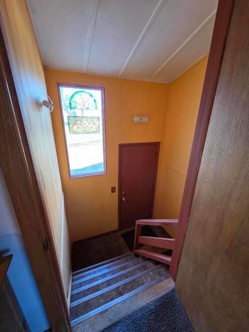 1754 E Lincoln Avenue, Des Plaines, IL 60018