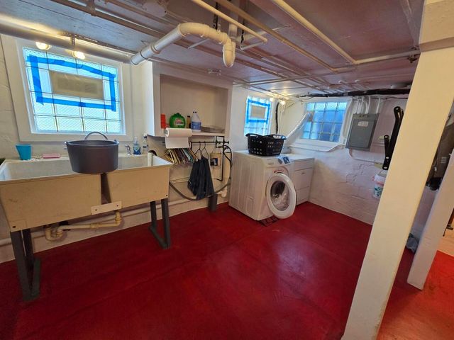 1754 E Lincoln Avenue, Des Plaines, IL 60018