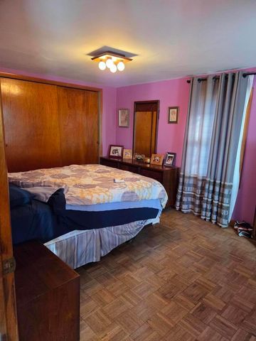 1754 E Lincoln Avenue, Des Plaines, IL 60018