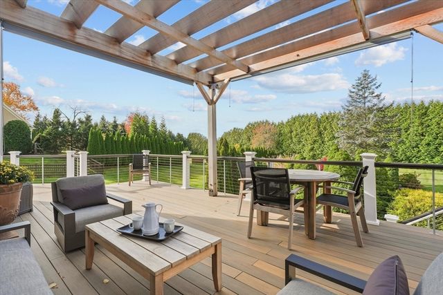 5 Pegan Lane, Natick, MA 01760
