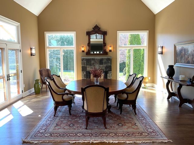 5 Pegan Lane, Natick, MA 01760