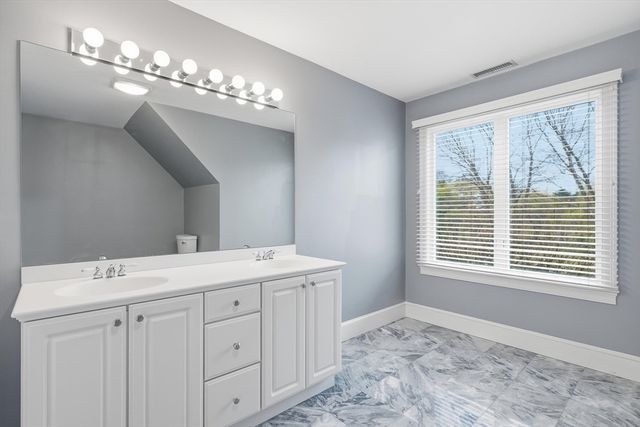 5 Pegan Lane, Natick, MA 01760