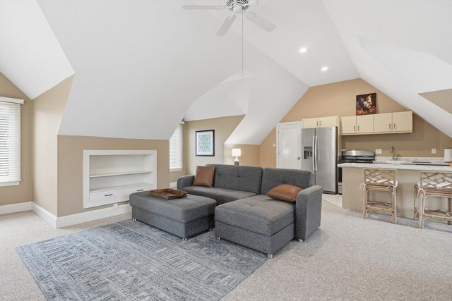 5 Pegan Lane, Natick, MA 01760