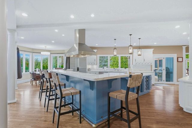 5 Pegan Lane, Natick, MA 01760