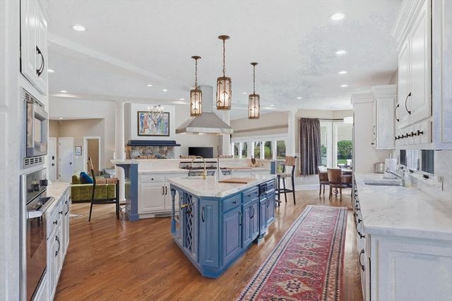 5 Pegan Lane, Natick, MA 01760