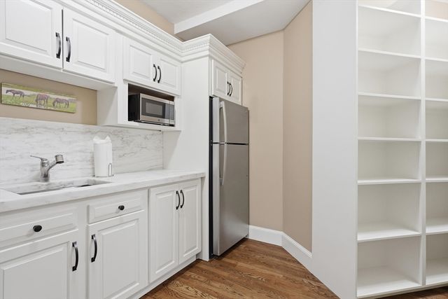 5 Pegan Lane, Natick, MA 01760