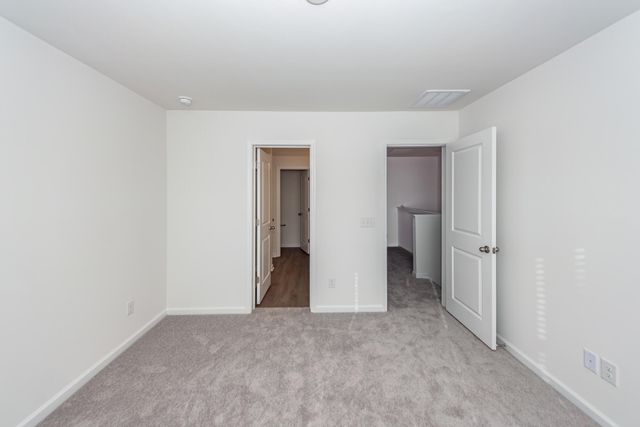 4633 Forest Hills Drive, North Charleston, SC 29418