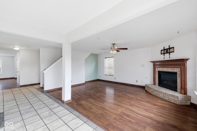 8821 Hosta Way, Camby, IN 46113