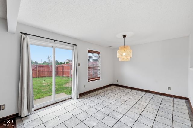8821 Hosta Way, Camby, IN 46113