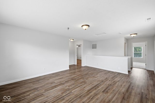8821 Hosta Way, Camby, IN 46113
