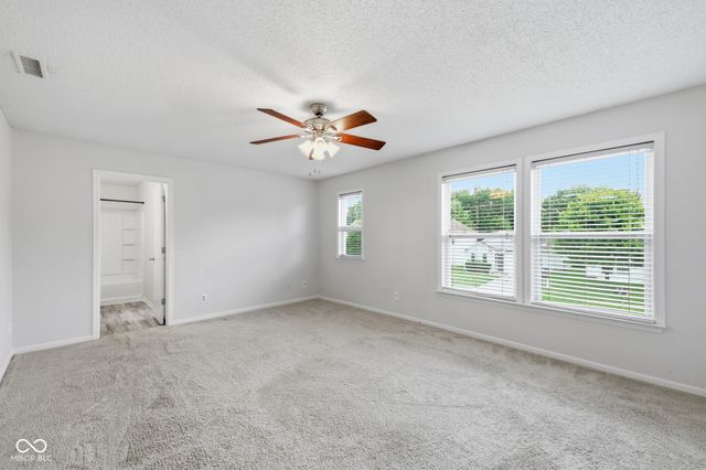 8821 Hosta Way, Camby, IN 46113