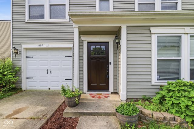 8821 Hosta Way, Camby, IN 46113