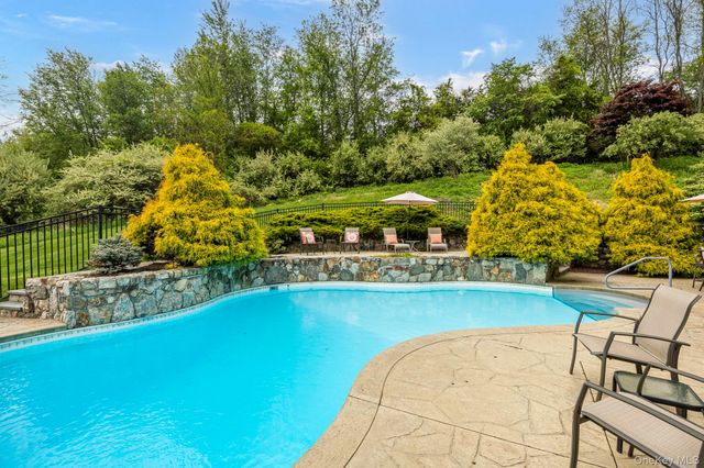 161 Pleasant Ridge Road, Poughquag, NY 12570