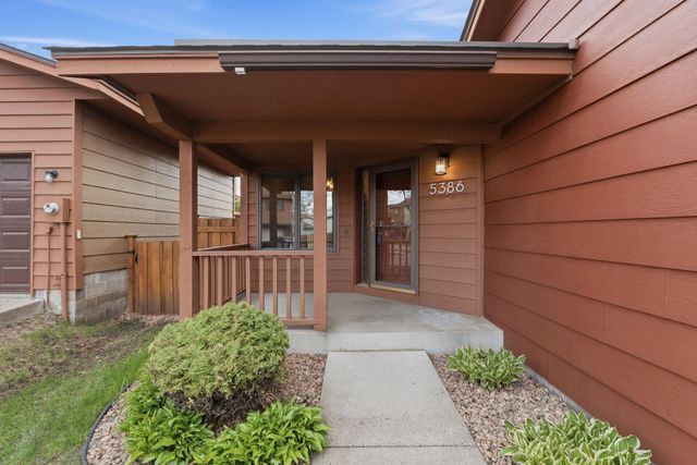 5386 Emerald Way, Apple Valley, MN 55124