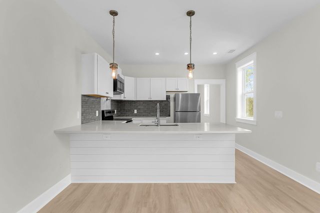 1983 Macon Avenue A & B, North Charleston, SC 29405