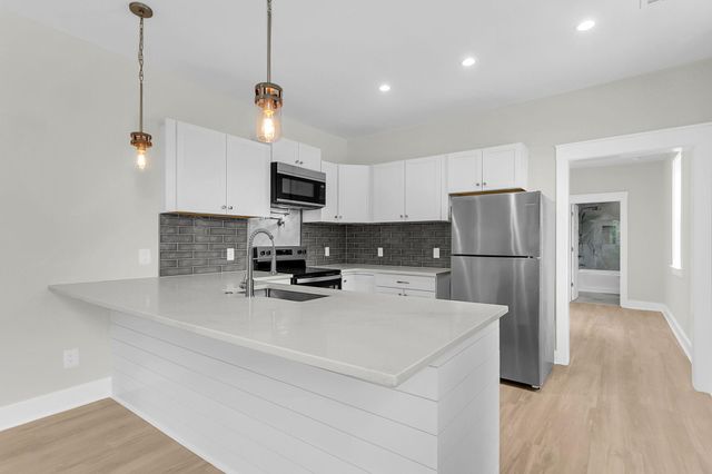 1983 Macon Avenue A & B, North Charleston, SC 29405
