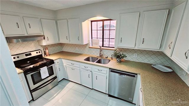 705 Kerry Lane, Mcallen, TX 78501