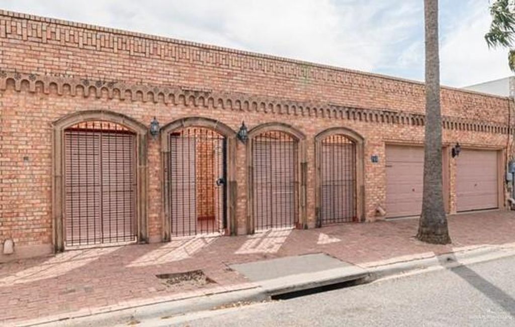 705 Kerry Lane, Mcallen, TX 78501
