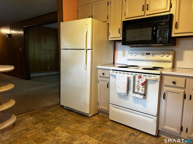 142 Wilkinson Street, Putnam, CT 06260
