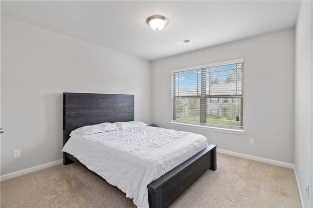 232 Misty Grove SE Drive, Loganville, GA 30052