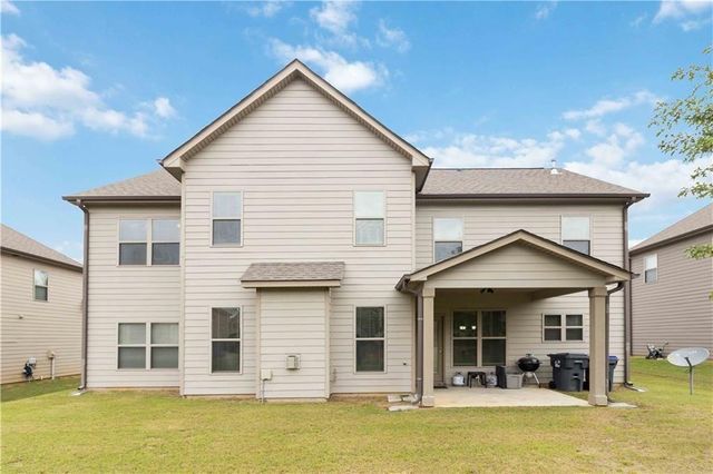 232 Misty Grove SE Drive, Loganville, GA 30052