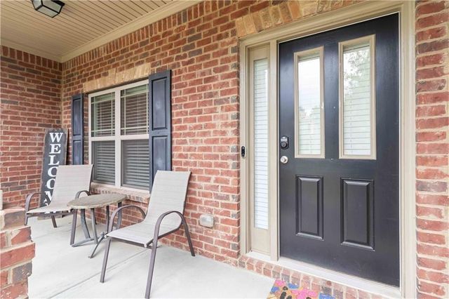 232 Misty Grove SE Drive, Loganville, GA 30052