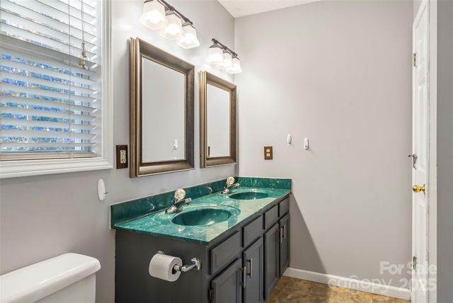 2117 Old School Trail, Morganton, NC 28655