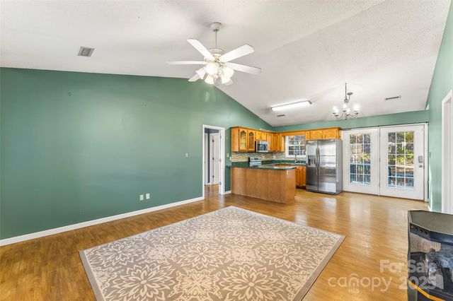 2117 Old School Trail, Morganton, NC 28655