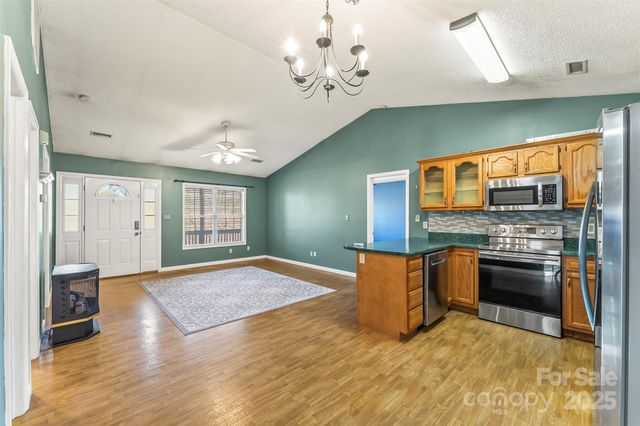 2117 Old School Trail, Morganton, NC 28655