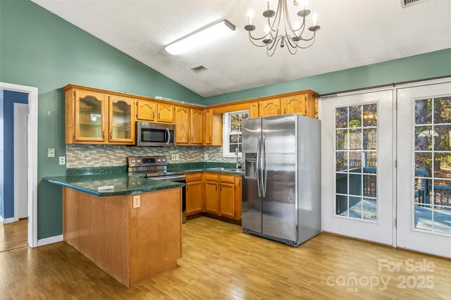 2117 Old School Trail, Morganton, NC 28655