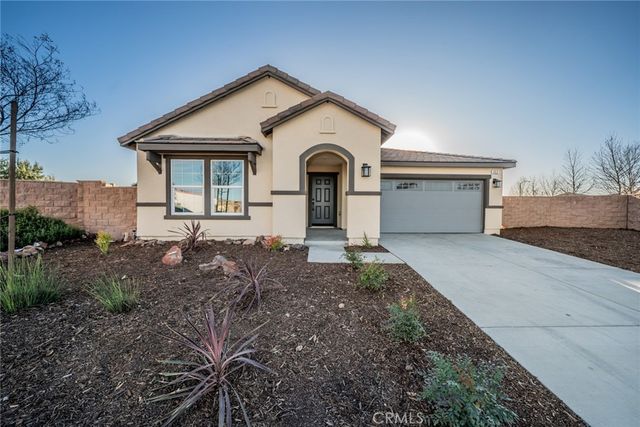 453 Cimarron Drive, Perris, CA 92570