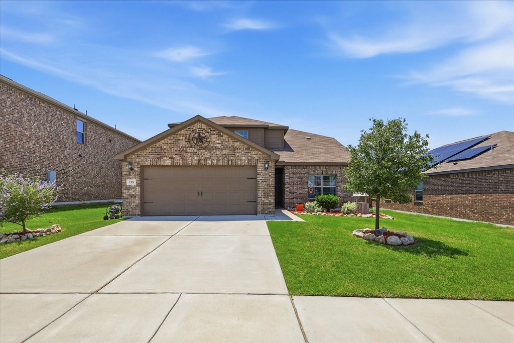 189 Point Rider Road, Newark, TX 76071