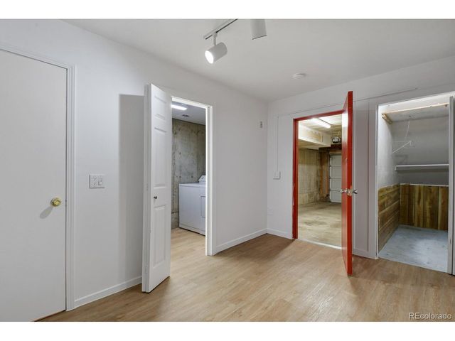 1811 S Quebec Way 9, Denver, CO 80231