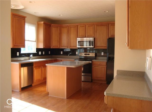 13032 Thames Drive, Fishers, IN 46037