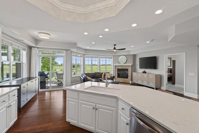 1171 Gallery Lane, Chaska, MN 55318