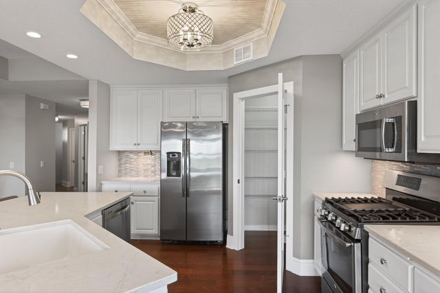 1171 Gallery Lane, Chaska, MN 55318