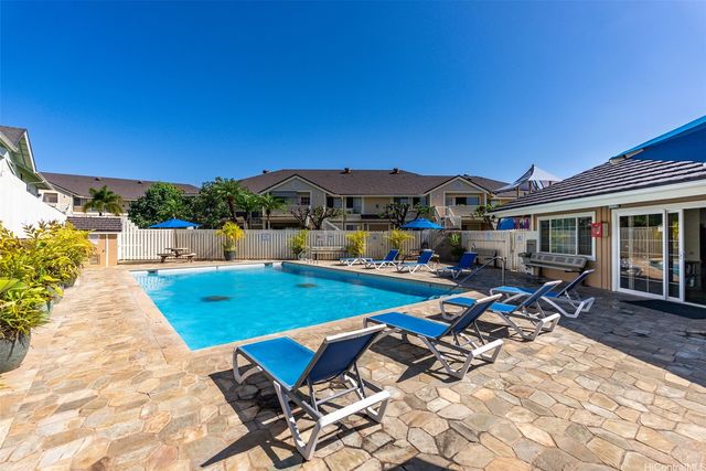 94-1475 Waipio Uka Street H207, Waipahu, HI 96797