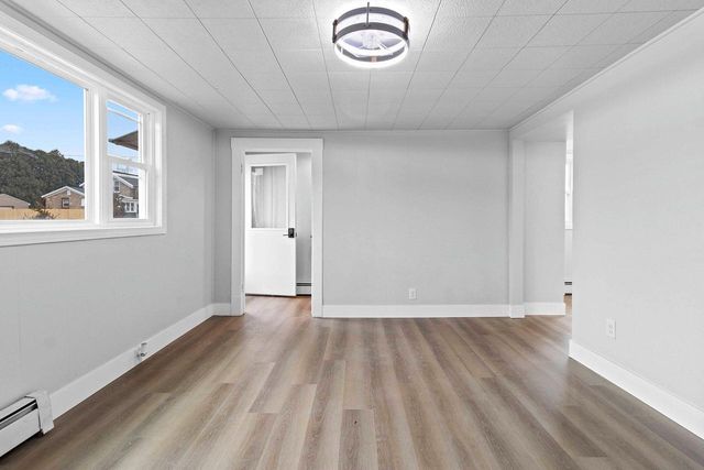 1010 Hamilton STREET, Manitowoc, WI 54220