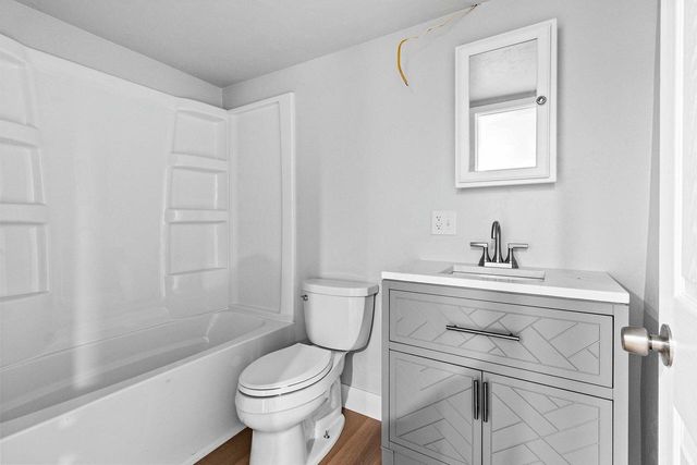 1010 Hamilton STREET, Manitowoc, WI 54220