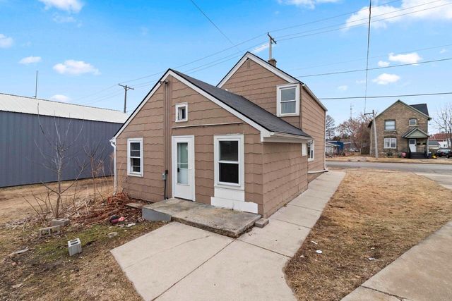 1010 Hamilton STREET, Manitowoc, WI 54220
