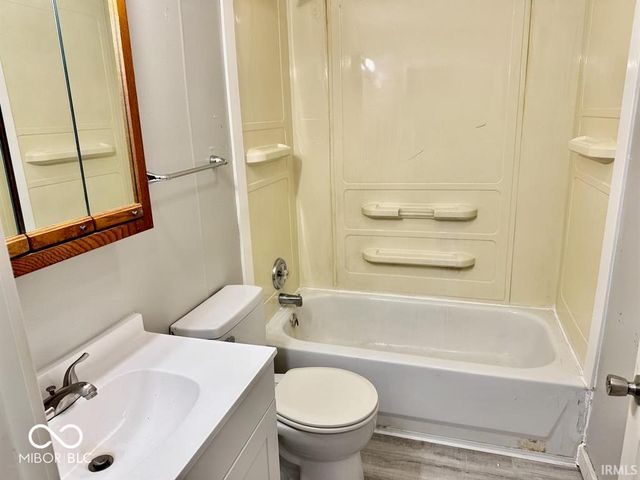 305 N Biltmore Avenue, Muncie, IN 47303