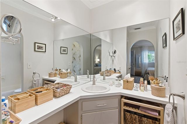 18709 LAKE COMMISTON DRIVE, Lutz, FL 33549