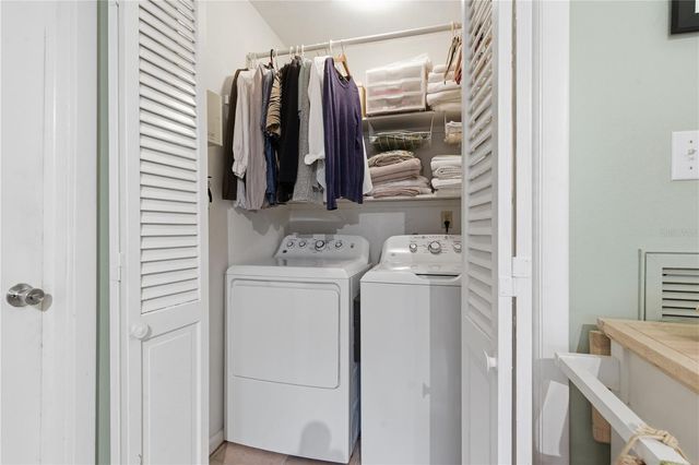 18709 LAKE COMMISTON DRIVE, Lutz, FL 33549