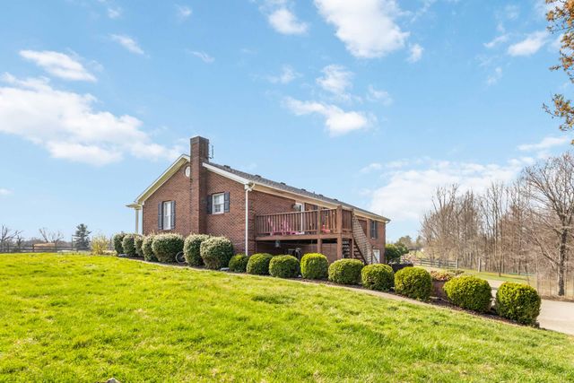 1426 Tick Ridge Road, Waynesburg, KY 40489