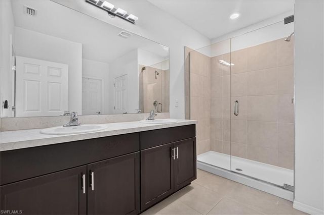 5260 44th ST NE, Naples, FL 34120