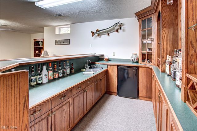 21469 Woodview Circle, Strongsville, OH 44149