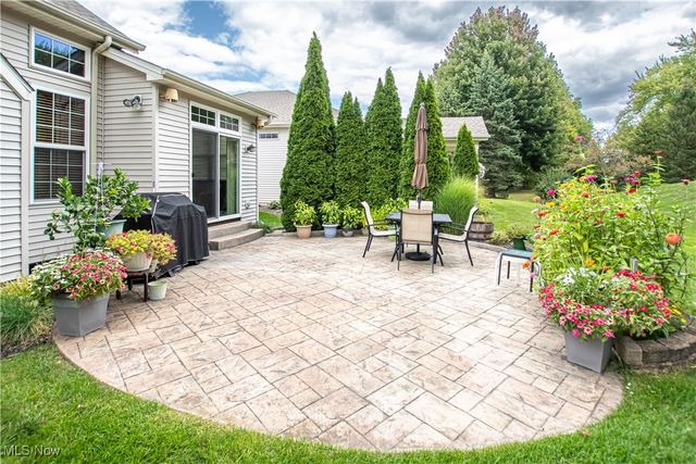 21469 Woodview Circle, Strongsville, OH 44149